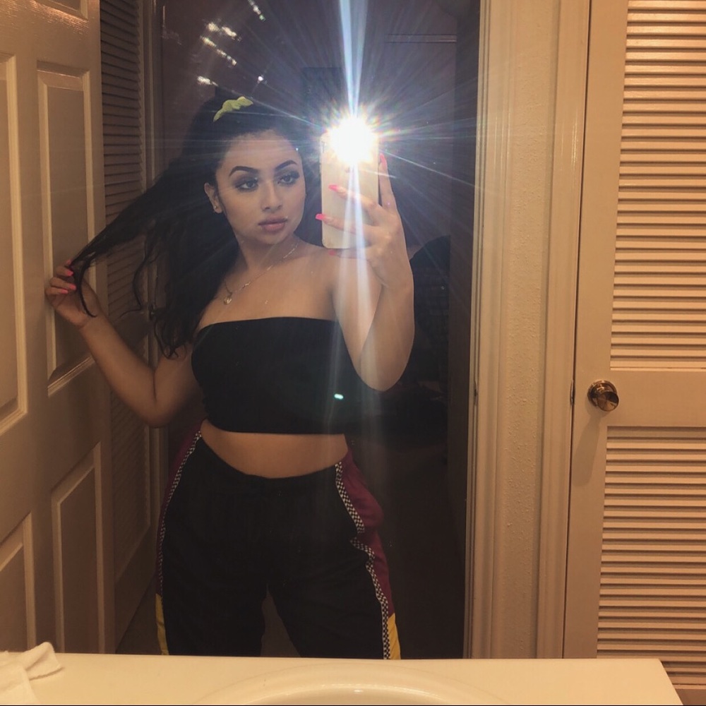 Urban Outfitters Sweats 💜